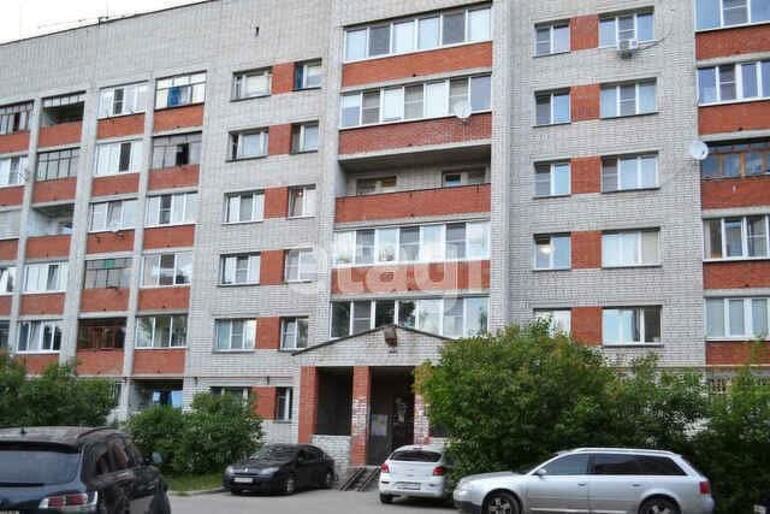квартира г Калуга р-н Московский ул Гурьянова 18 фото 1