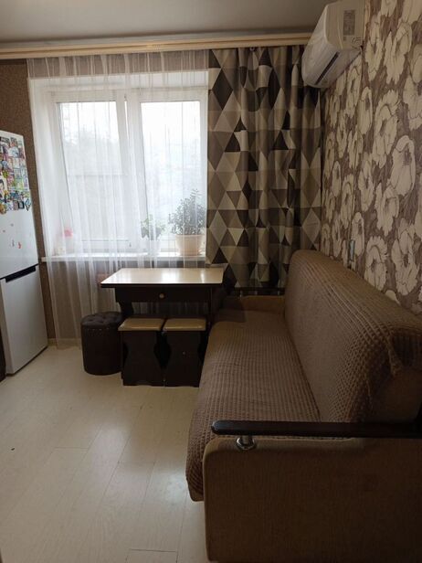 квартира г Старый Оскол микрорайон Заречье д. 13а фото 8