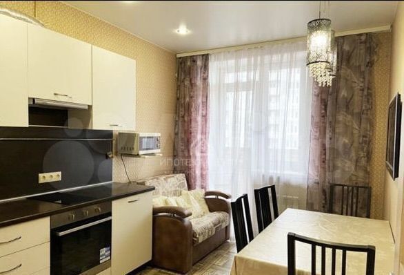 квартира г Омск р-н Ленинский ул 1-й Красной Звезды 81 фото 1