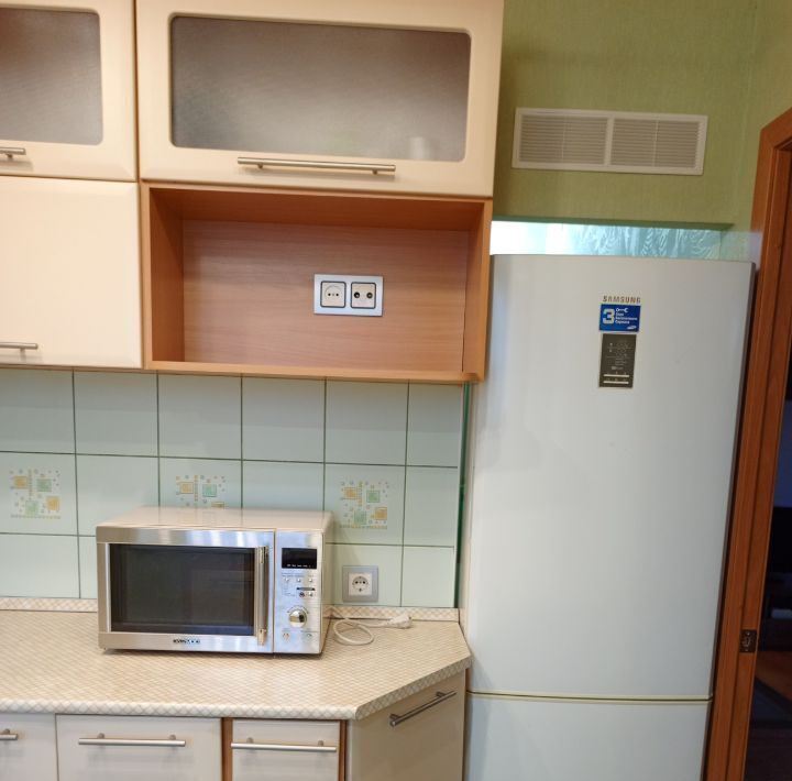 квартира г Мурманск р-н Октябрьский ул Капитана Буркова 21 фото 5