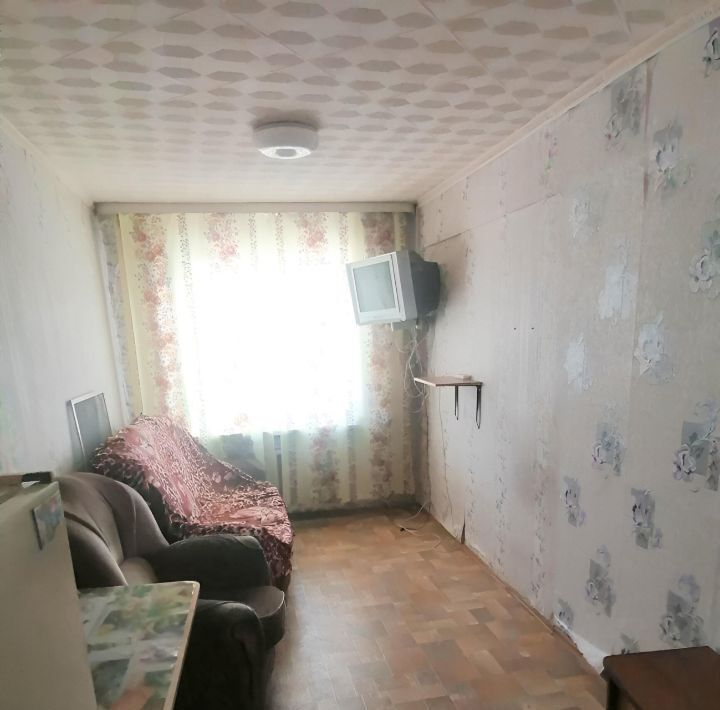 комната г Усолье-Сибирское ул Толбухина 29 фото 2