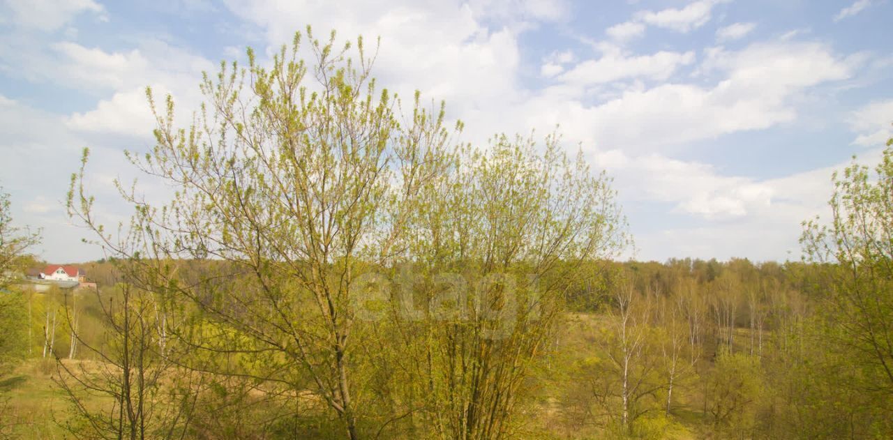 комната г Калуга р-н Октябрьский ул Хрустальная 68 фото 4