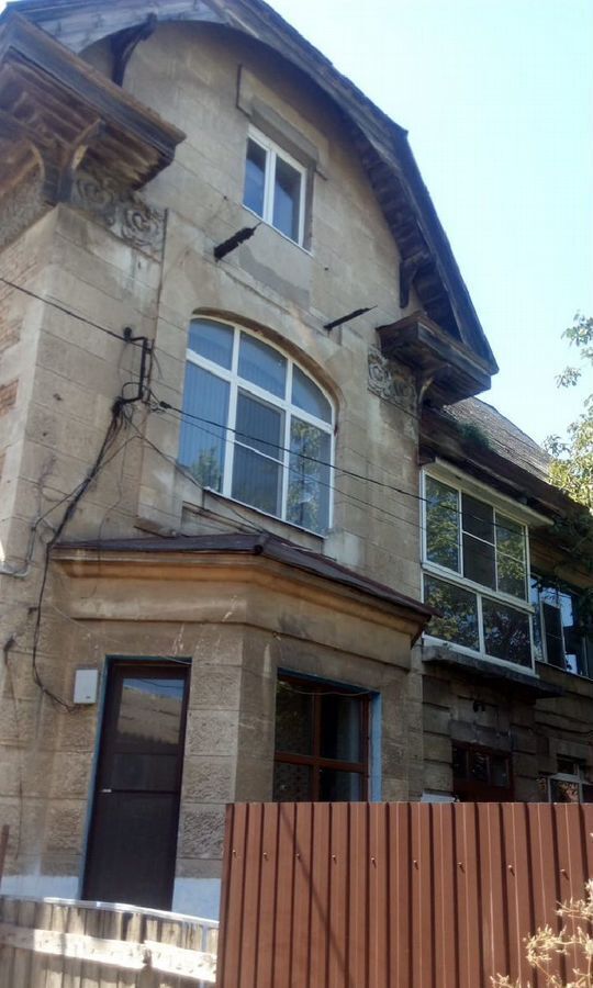 квартира р-н Ейский г Ейск ул Нижнесадовая 138 фото 12