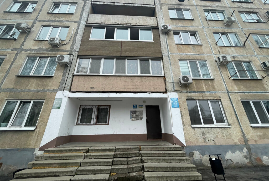 квартира г Уссурийск ул Горького 29 фото 1