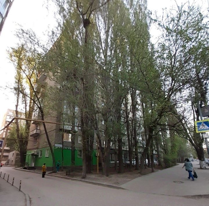 квартира г Саратов р-н Фрунзенский ул. Имени В. Г. Рахова, 137 фото 11