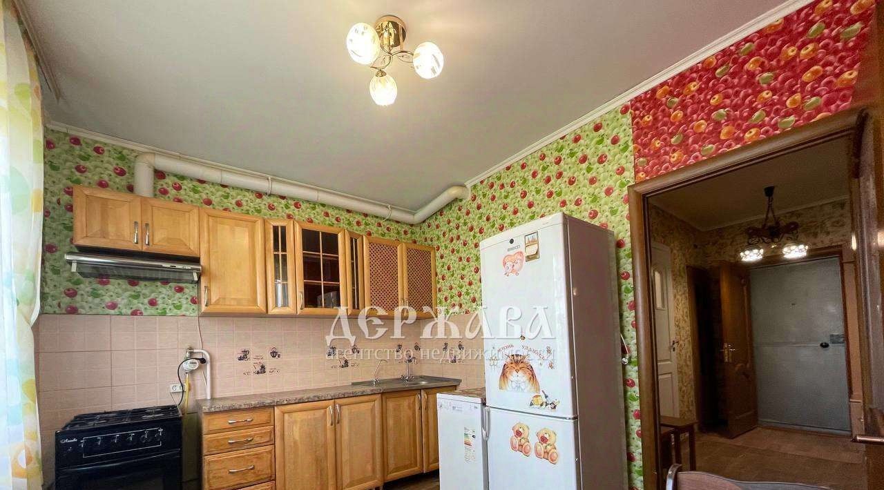 квартира г Старый Оскол ул Крутикова 17 фото 3