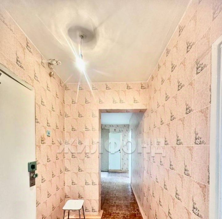 квартира г Тольятти р-н Центральный ул Баныкина 52 фото 3