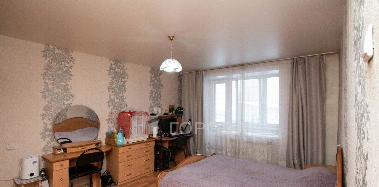 квартира г Новокузнецк р-н Центральный пр-кт Октябрьский 37б фото 1