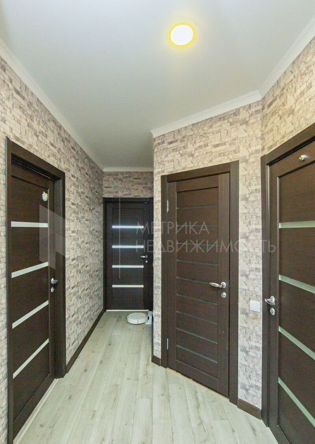 квартира г Тюмень р-н Ленинский ул Тимофея Чаркова 81 фото 12