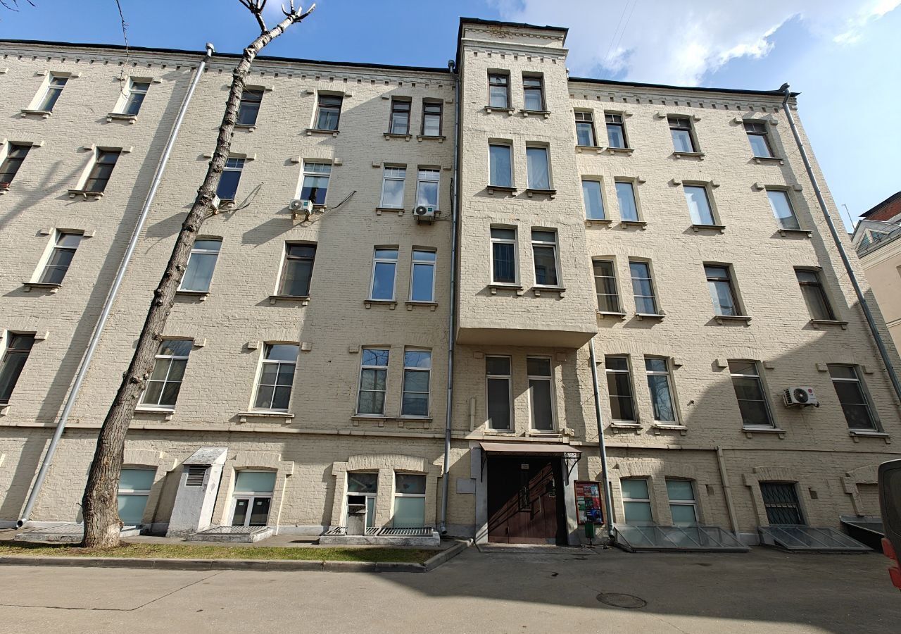 квартира г Москва метро Таганская ул Земляной Вал 65 фото 2