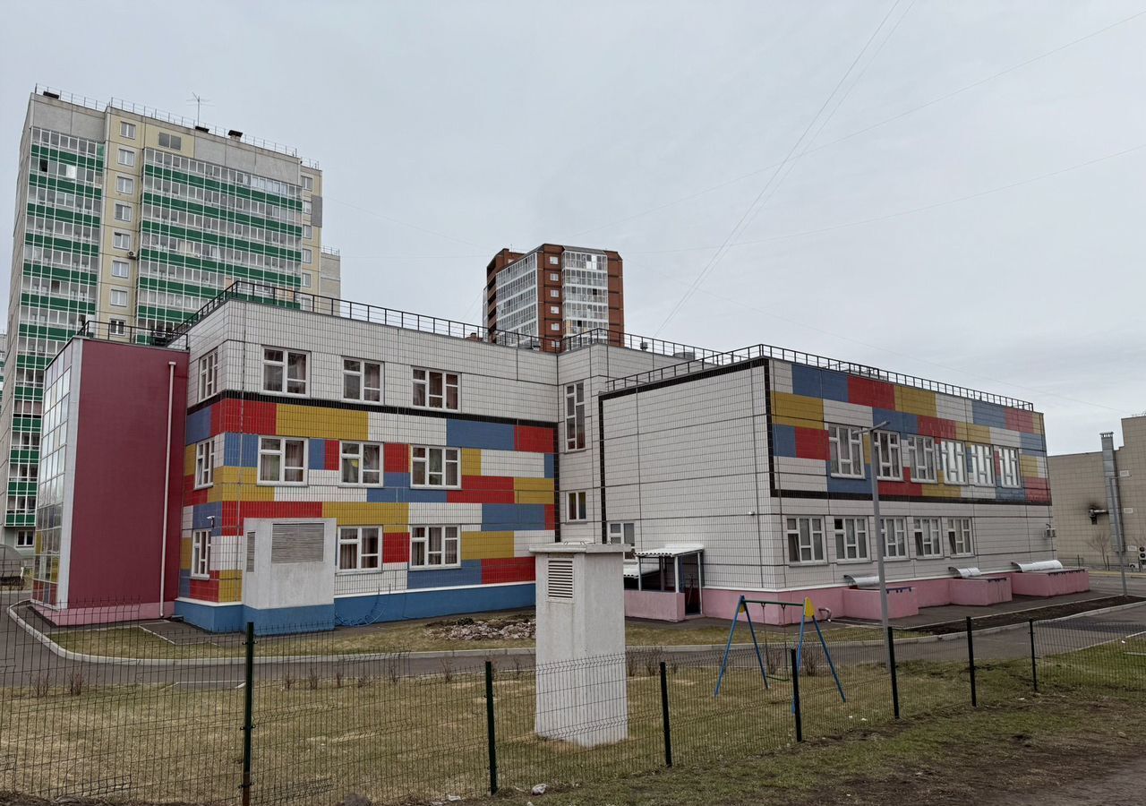 квартира г Красноярск р-н Октябрьский ул Калинина 179 фото 2