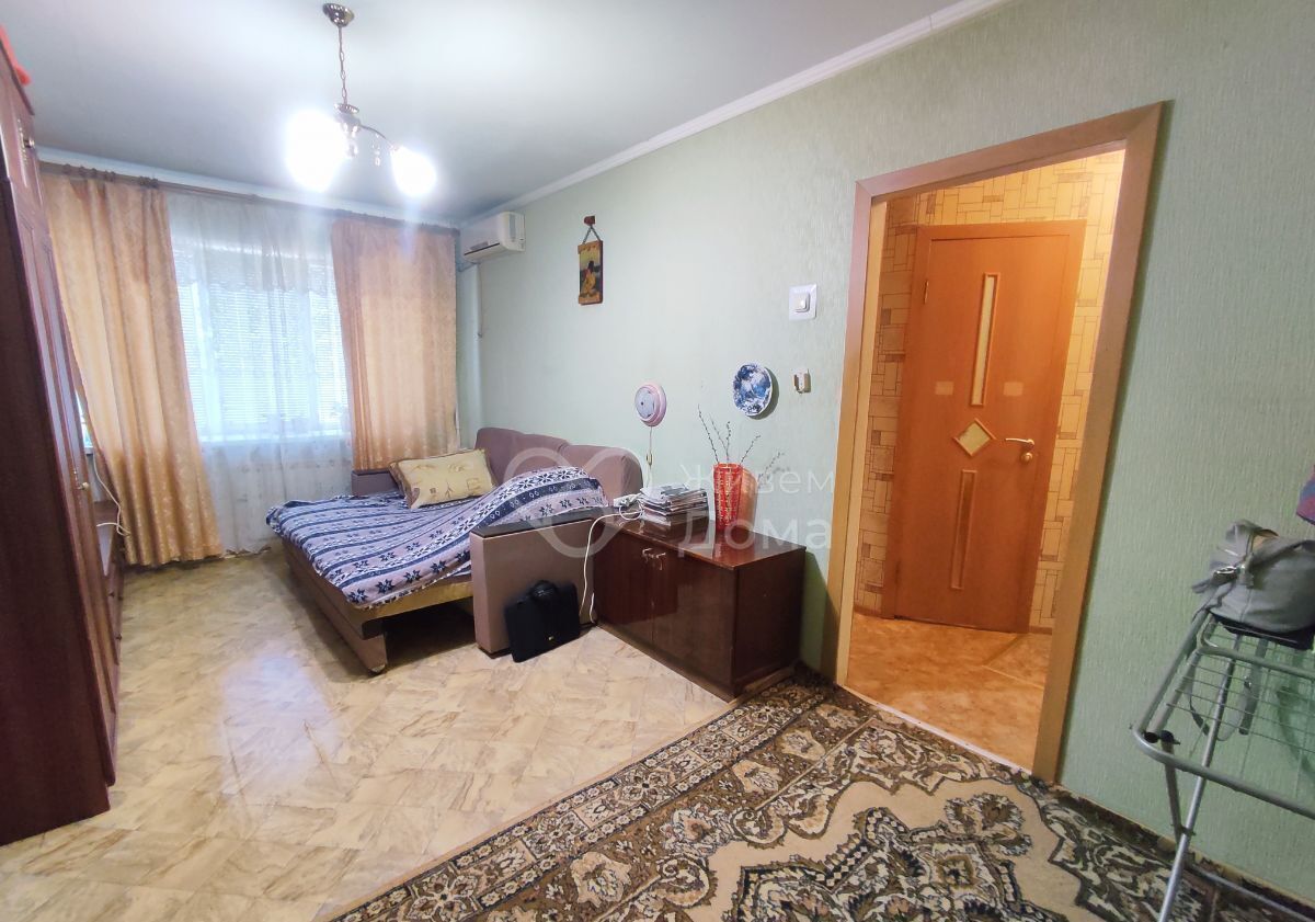 квартира г Волгоград р-н Дзержинский ул Московская 21 фото 1