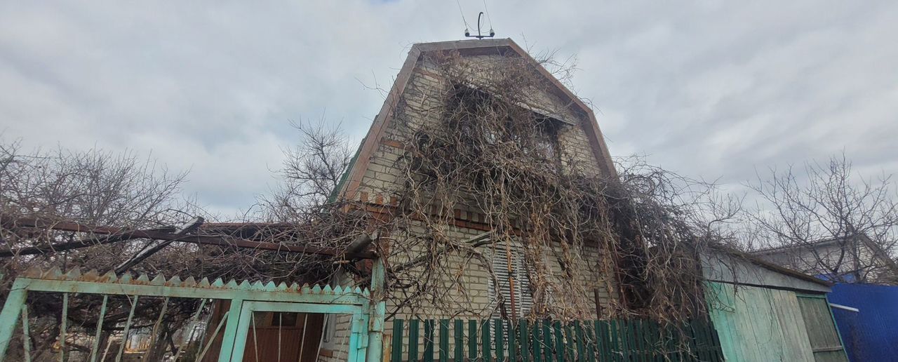 дом г Саратов р-н Ленинский СТ Мостостроитель фото 4