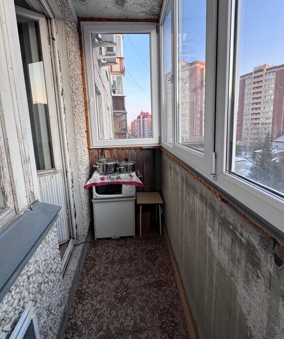 квартира г Тюмень ул Интернациональная 35 фото 1