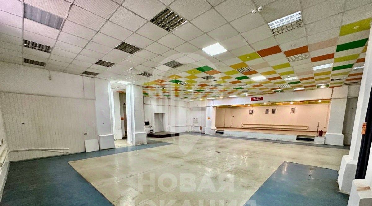 торговое помещение г Омск р-н Октябрьский ул Богдана Хмельницкого 214 фото 1