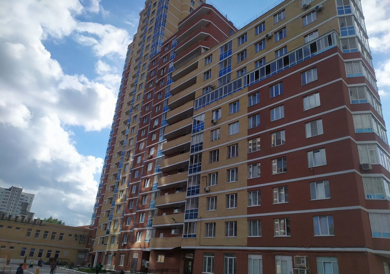 квартира г Пермь р-н Мотовилихинский ул Уинская 15а фото 1