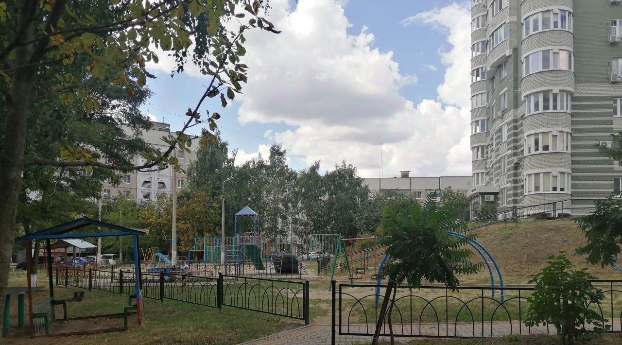 квартира г Белгород 10-й микрорайон Западный ул 60 лет Октября 8 фото 20
