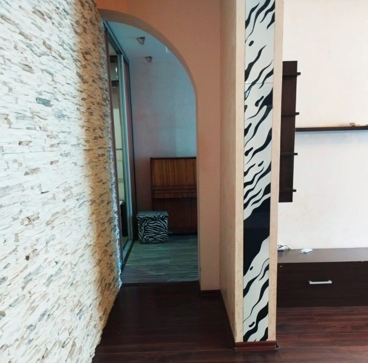 квартира г Омск р-н Кировский пр-кт Комарова 15к/3 фото 5
