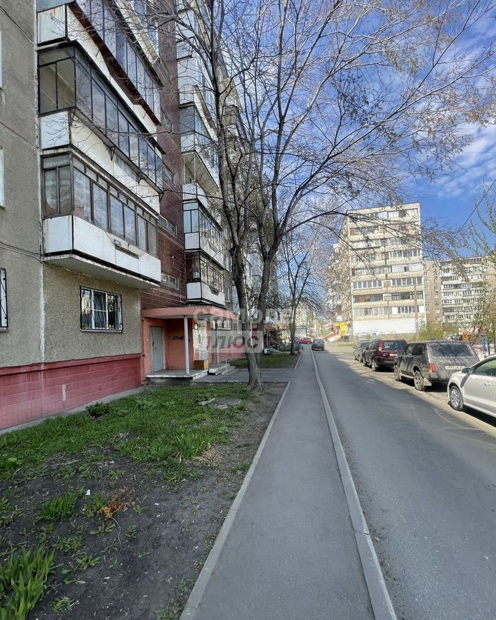 квартира г Челябинск р-н Тракторозаводский ул Мамина 19 фото 16