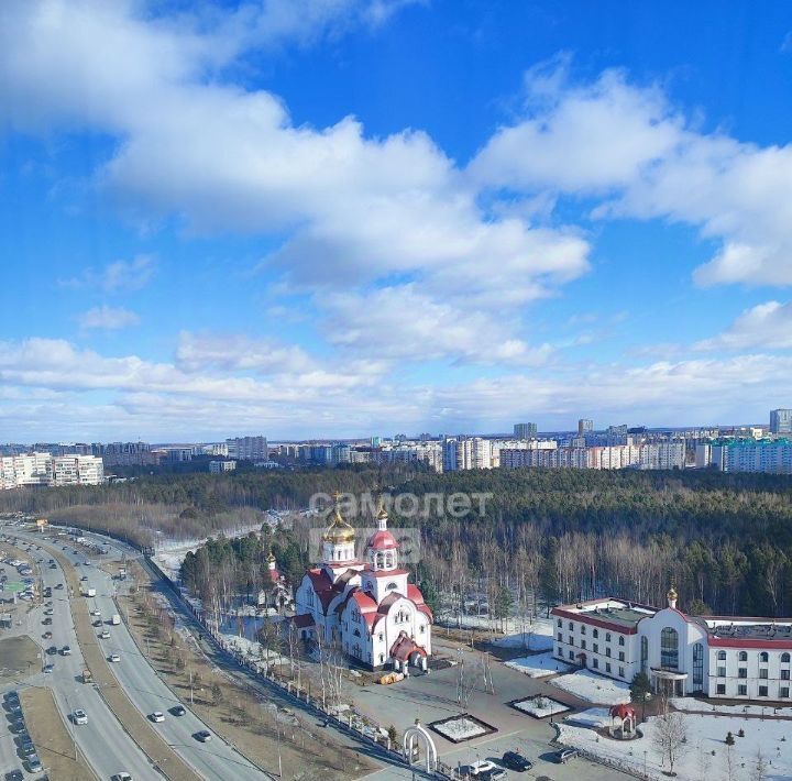 квартира г Сургут ул Университетская 15 20А фото 7
