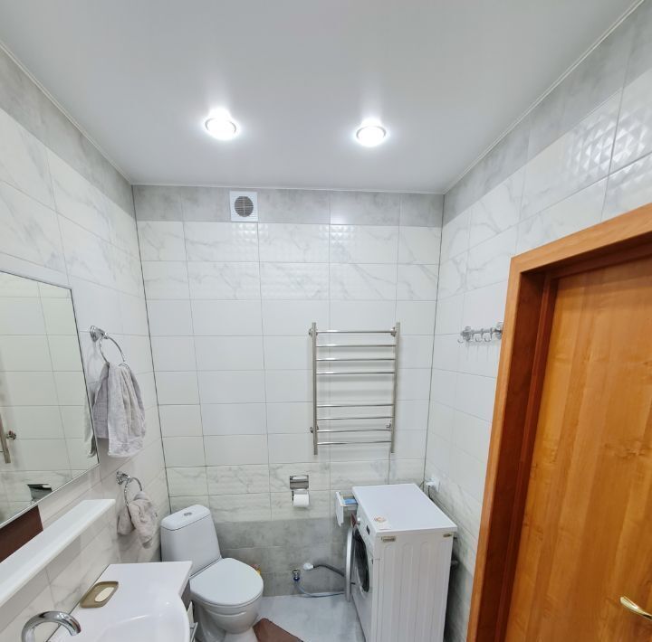 квартира г Сургут ул Ивана Захарова 5/1 30-й фото 20