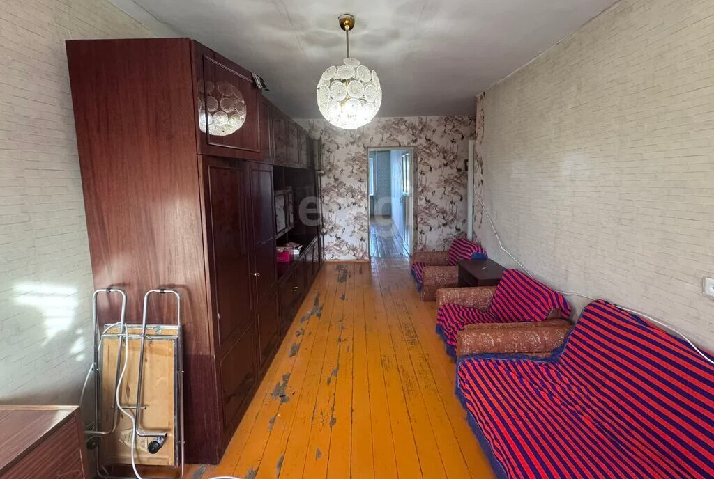 квартира г Ирбит ул Логинова 4 фото 2