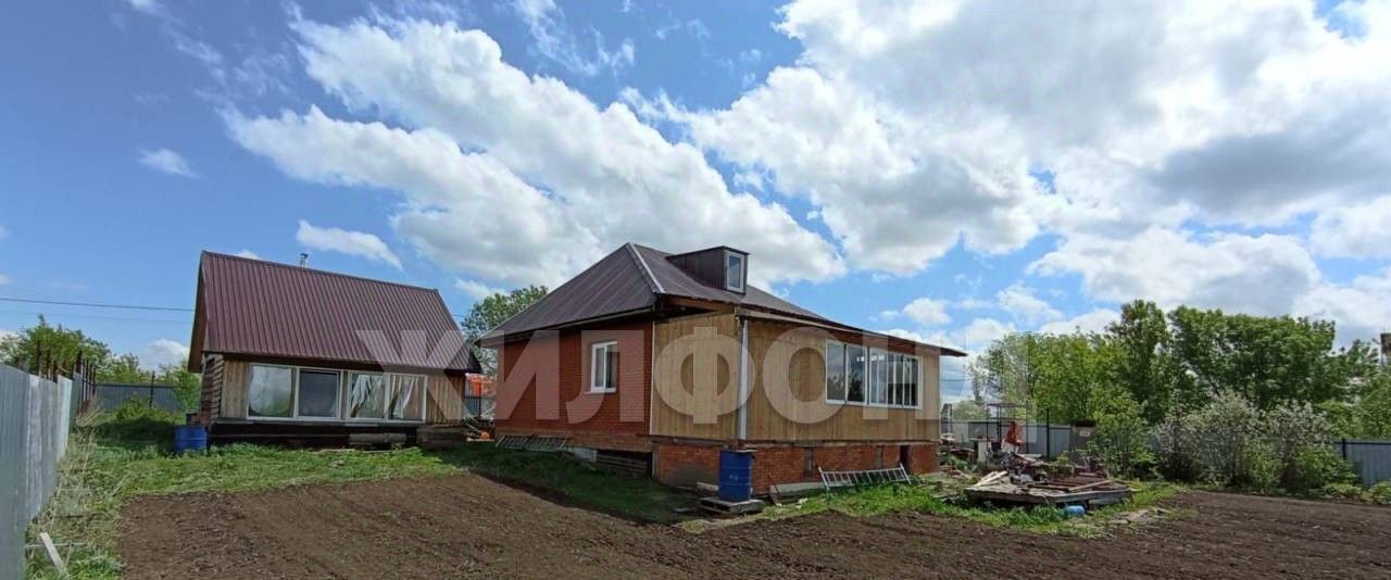 дом г Барнаул п Бельмесево ул Кленовая фото 2
