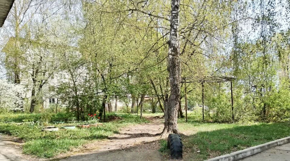 комната г Калуга р-н Октябрьский ул Хрустальная 33 фото 23
