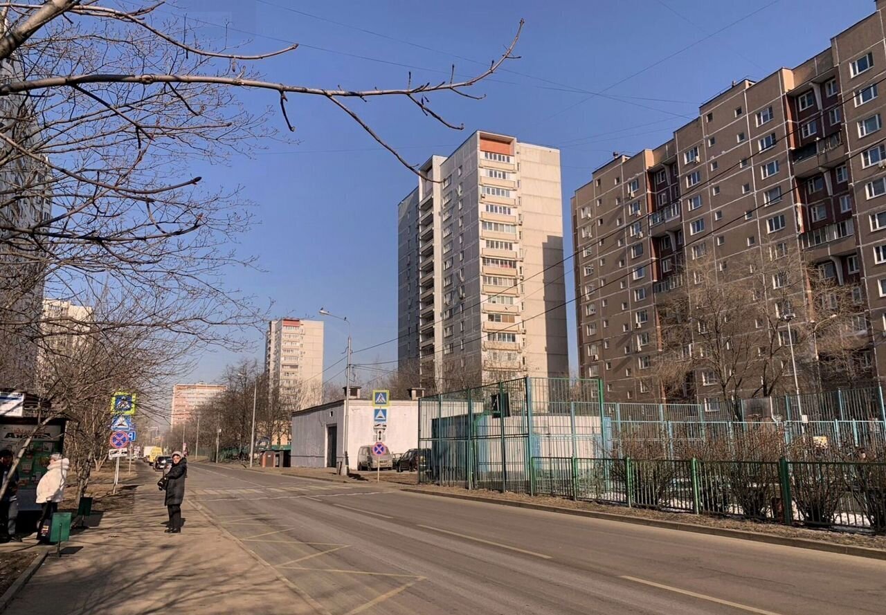 квартира г Москва метро Волжская б-р Волжский 47 фото 18