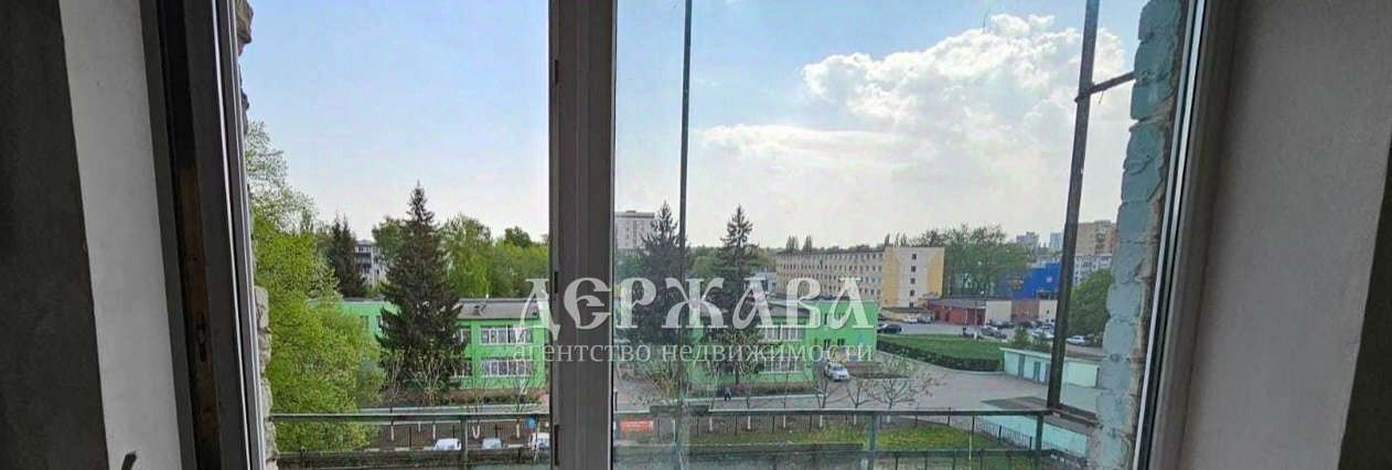 квартира г Старый Оскол микрорайон Приборостроитель 10 фото 5