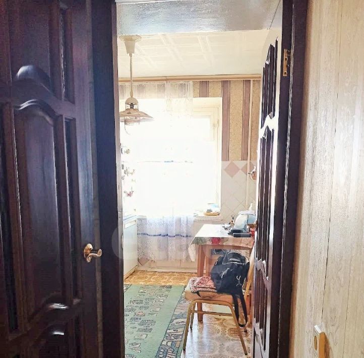 квартира г Волгоград р-н Тракторозаводский ул им. Луговского 1 фото 13