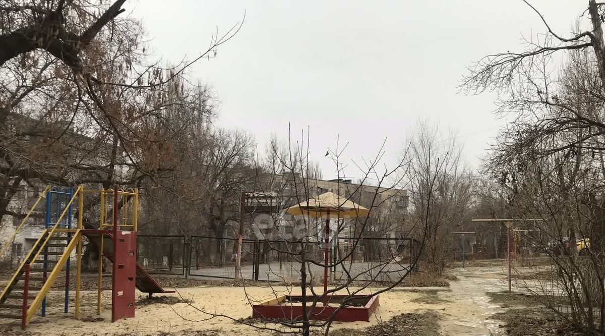 квартира г Волгоград р-н Советский ул Казахская 25 фото 15