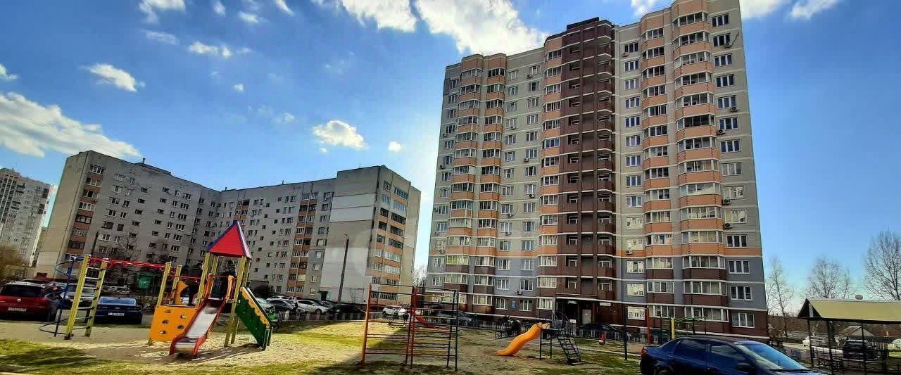 квартира г Брянск р-н Фокинский ул Белобережская 26а фото 27