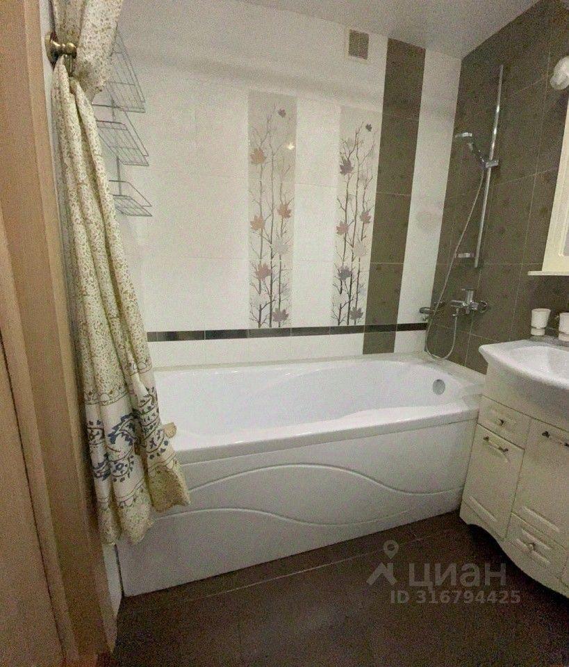 квартира г Екатеринбург ул Рощинская фото 11