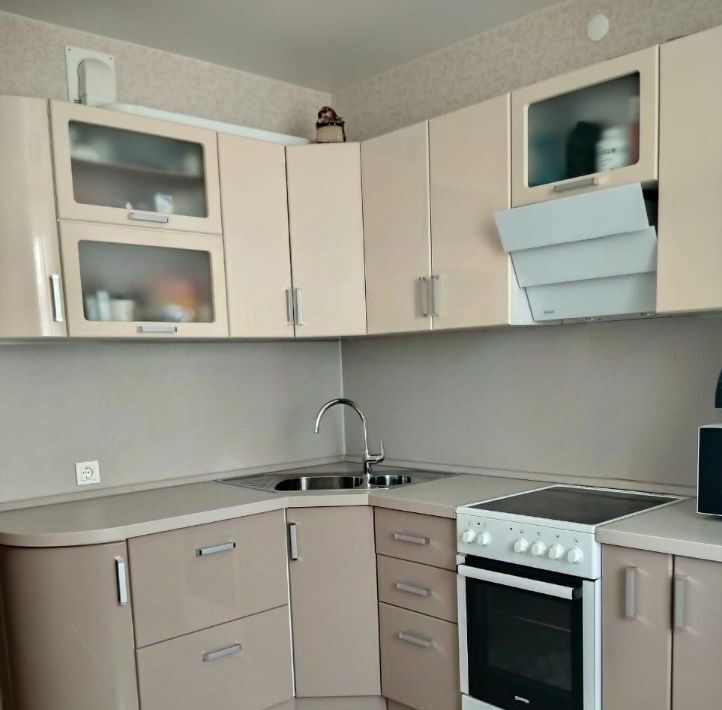 квартира г Саратов р-н Кировский пр-д 1-й Топольчанский 2 фото 2