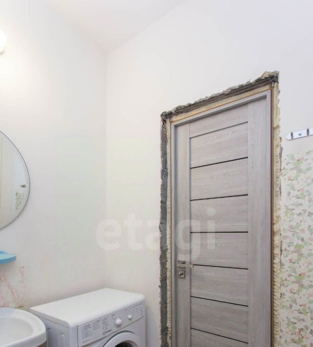 квартира г Сургут ул Ивана Захарова 27 31-й фото 16