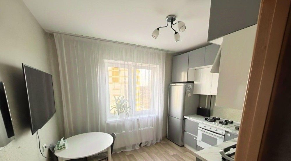 квартира г Омск р-н Центральный проезд 1-й Амурский 5к/2 фото 3