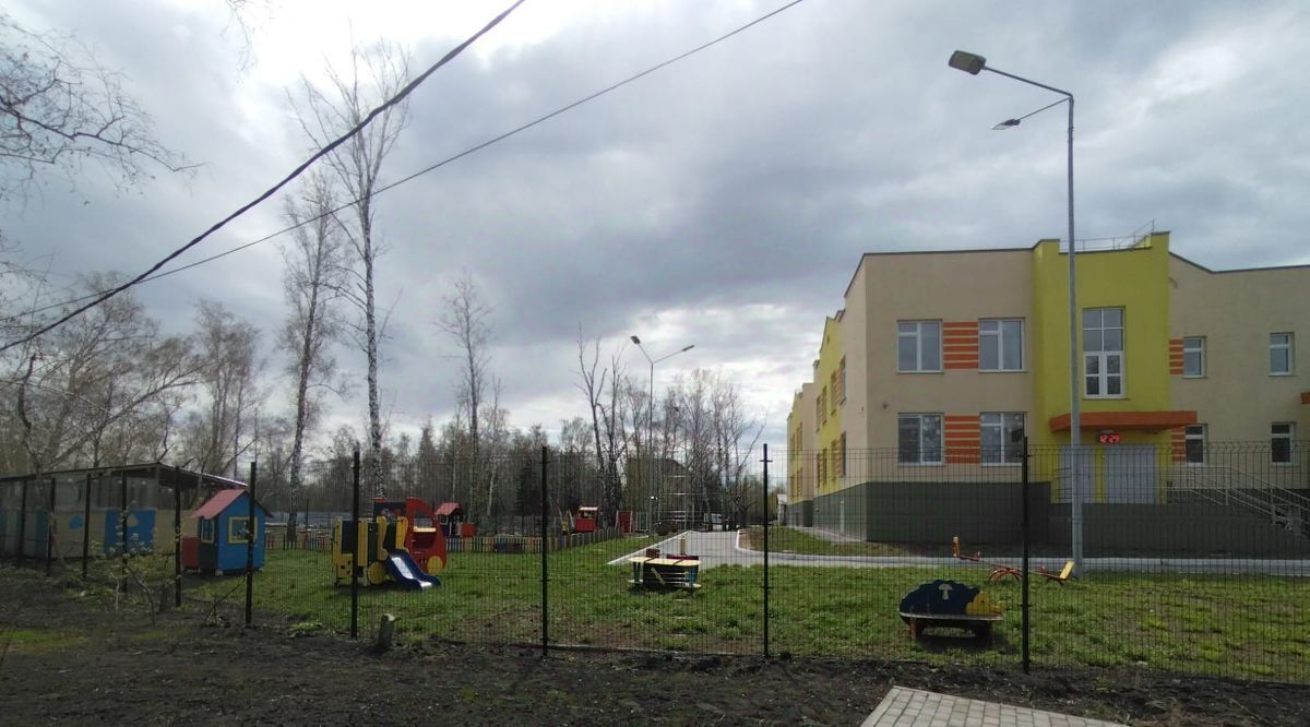 квартира г Омск п Биофабрика р-н Центральный 18к 1 фото 4