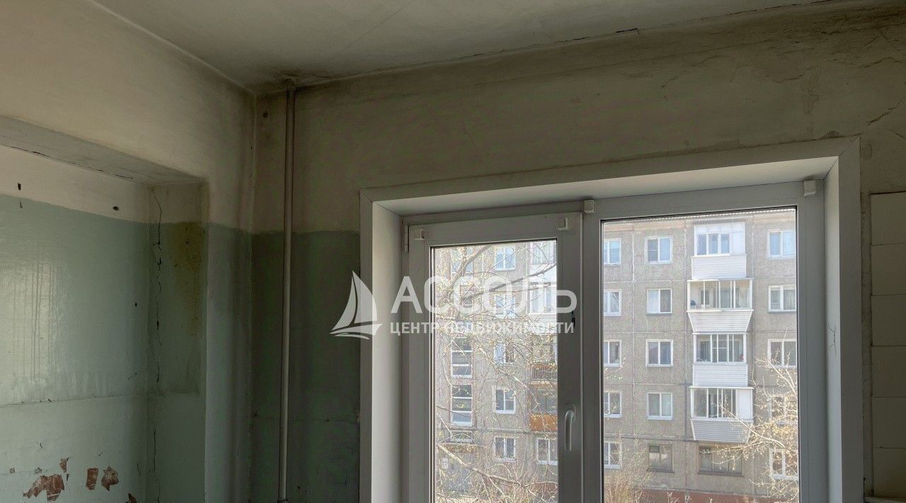 квартира г Омск р-н Октябрьский ул Петра Осминина 14 фото 3