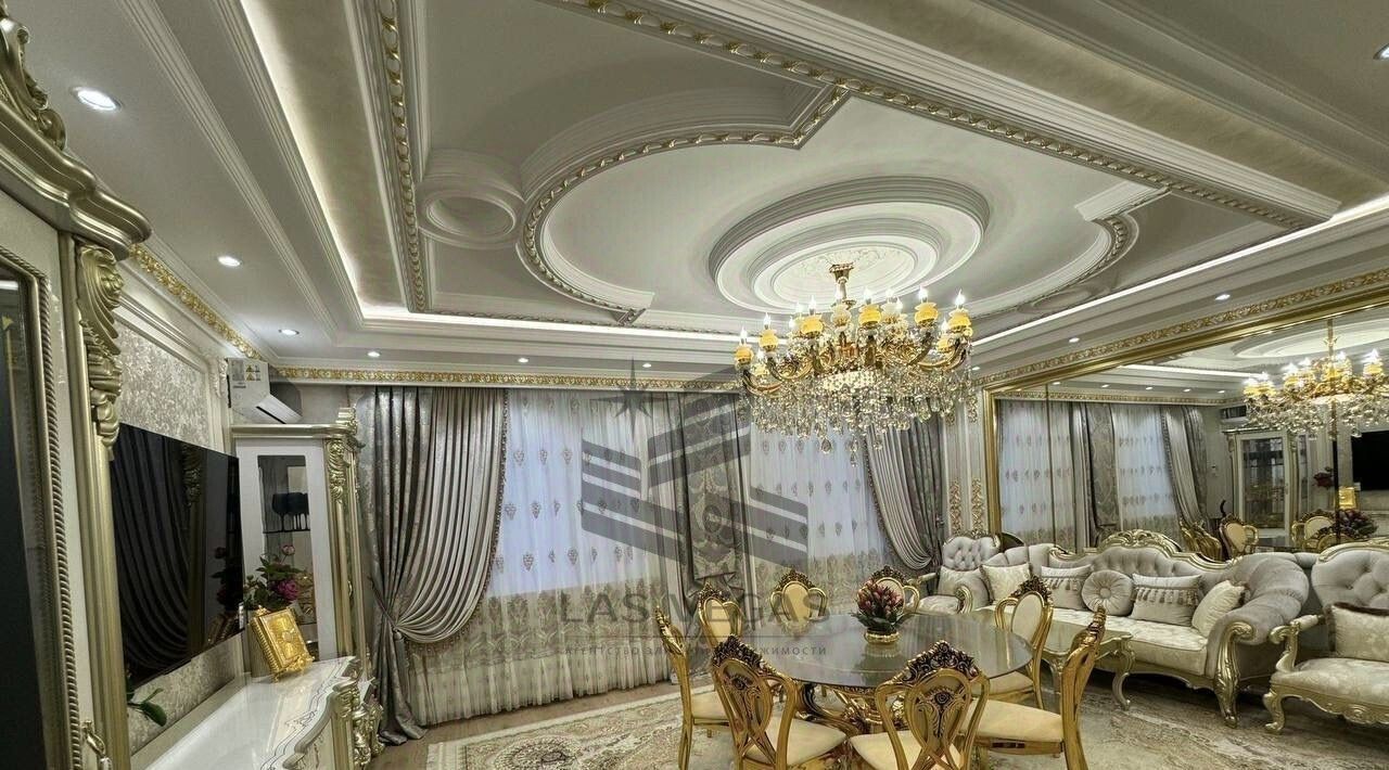 дом г Казань Кремлёвская ул Набережная Казанки фото 1