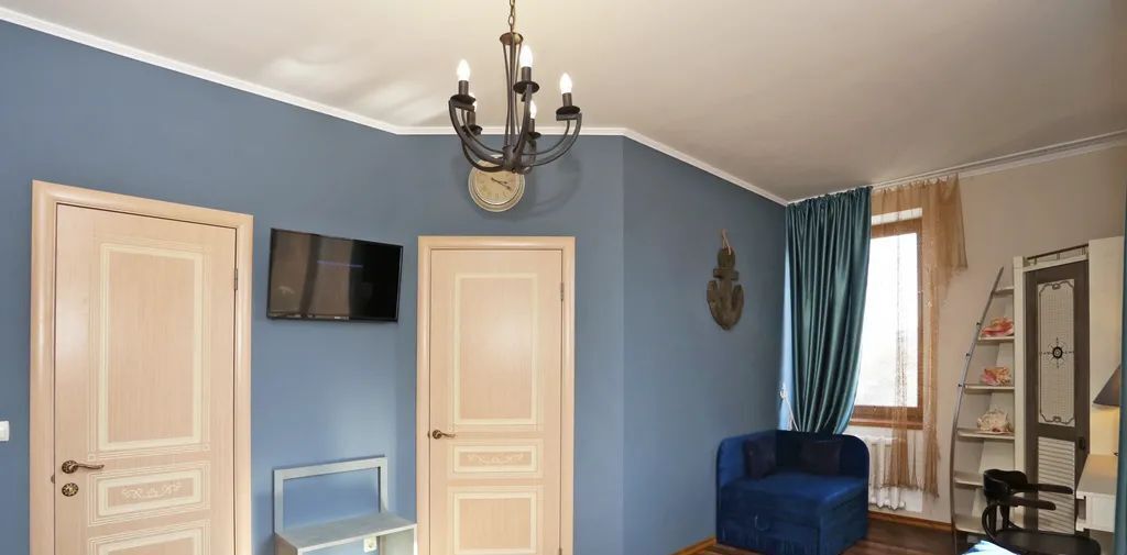 комната г Феодосия ул Суворовская 34 фото 2