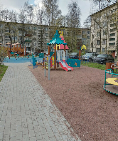 метро Улица Дыбенко дом 19к/4 фото