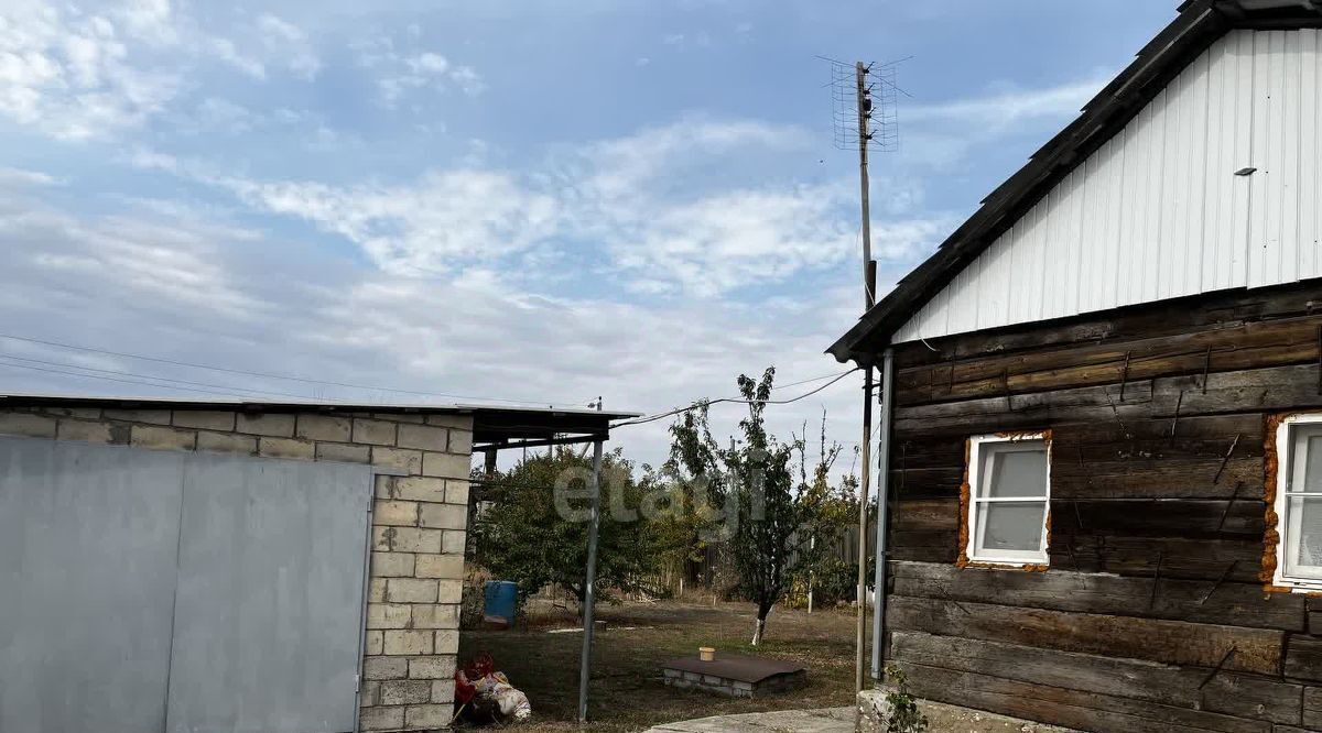 дом г Волгоград р-н Советский ул. Мостостроителей, 14 фото 3