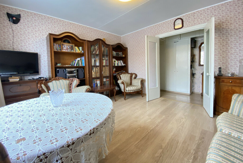 квартира г Екатеринбург Чкаловская улица Академика Бардина, 45 фото 2