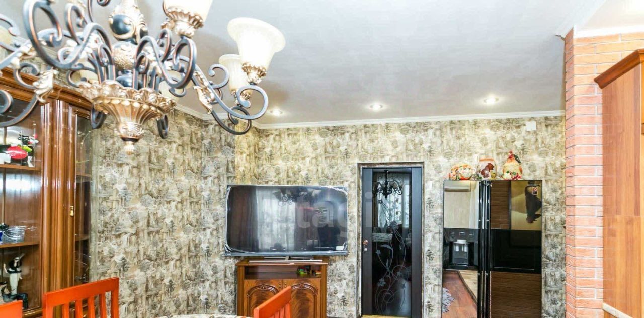 квартира г Сургут ул Лермонтова 13/2 11А фото 19