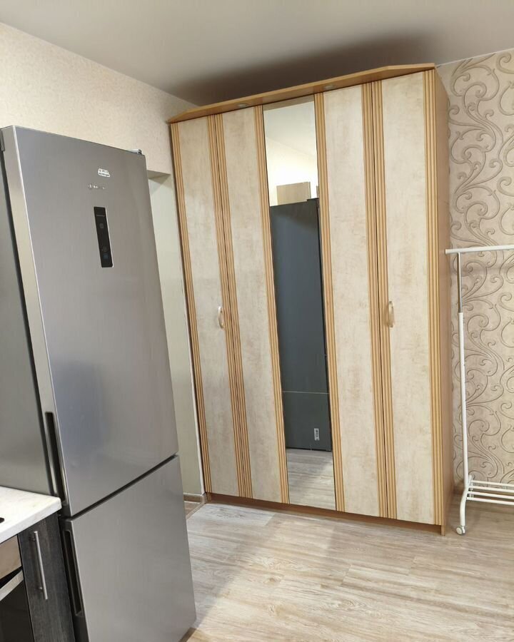 квартира г Новосибирск р-н Кировский ул Александра Чистякова 2/1 фото 2