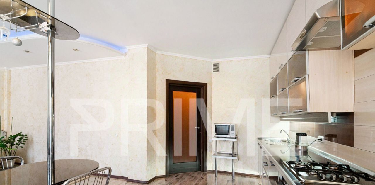 квартира г Омск р-н Кировский пр-кт Комарова 17к/2 фото 4