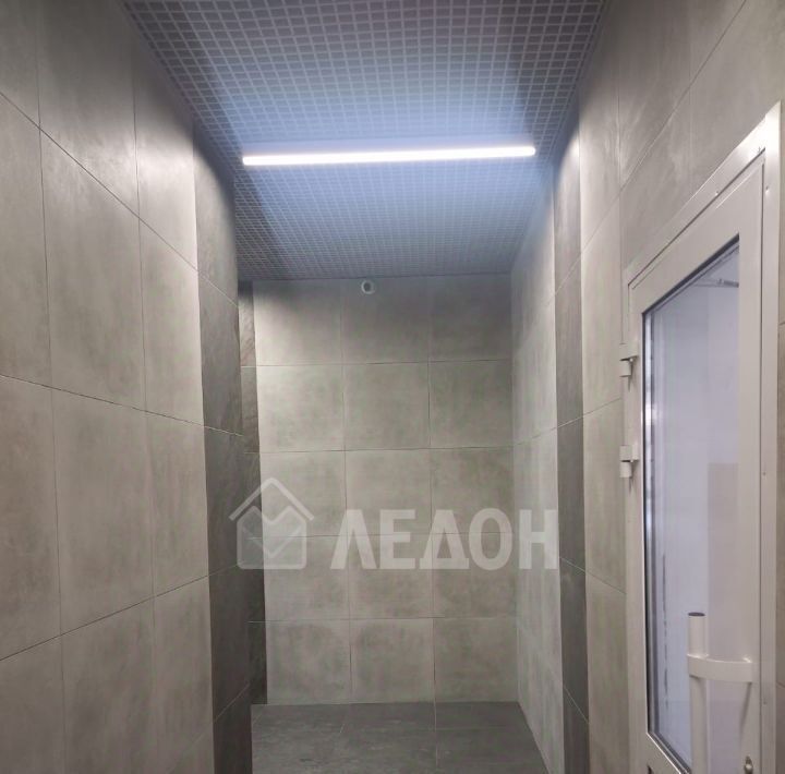 квартира г Омск р-н Центральный ул Октябрьская 35 фото 2