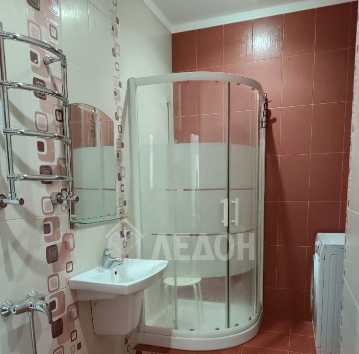 квартира г Омск р-н Центральный ул Октябрьская 35 фото 10