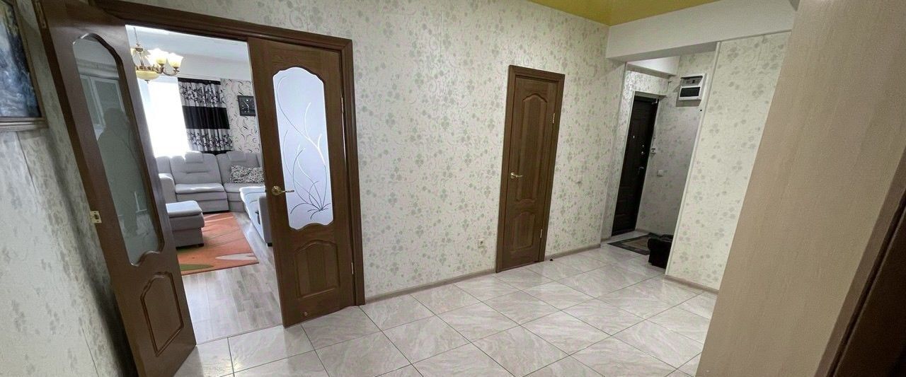квартира г Иркутск р-н Октябрьский ул Лыткина 9/2 фото 4